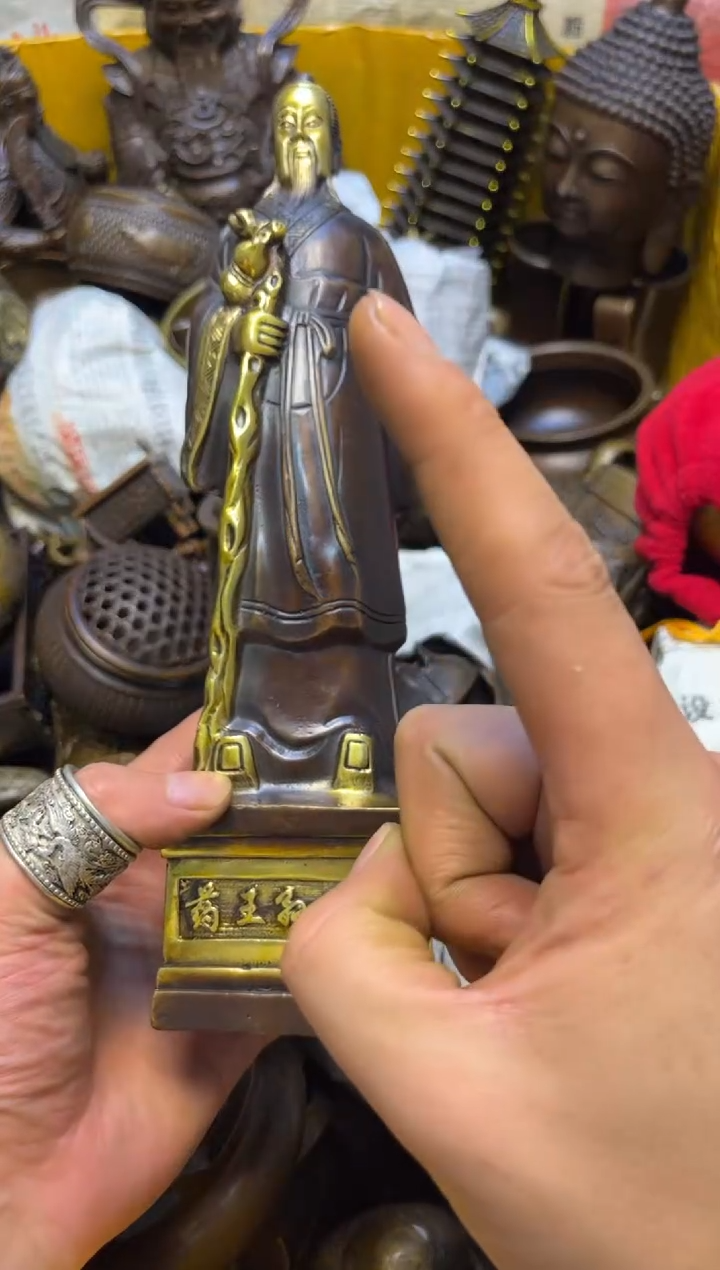 精美铜器，点击下单