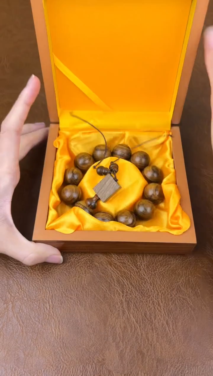 得闲文玩阁黄花梨链接@@SP002