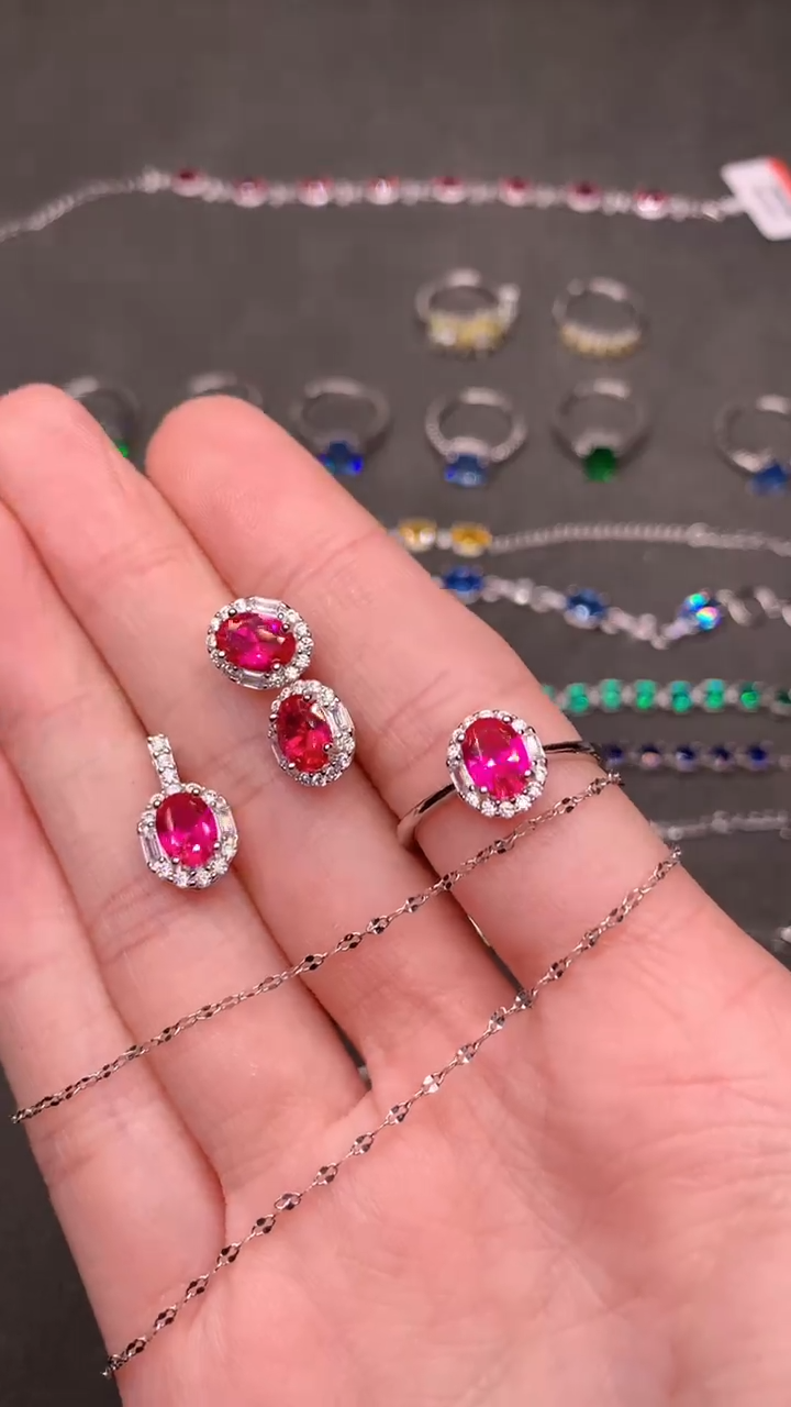 【闪购商品】红宝石套装银S925镶嵌·····