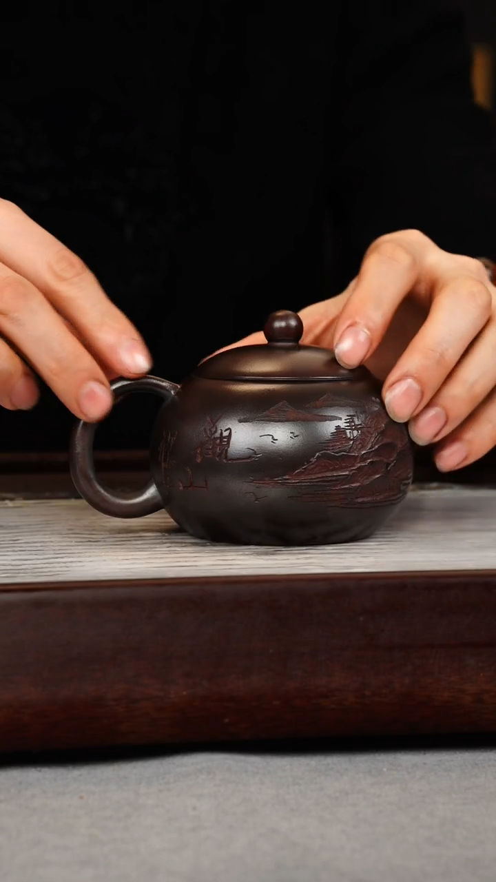 【闪购商品】紫砂茶壶古乌泥 西施 山水
