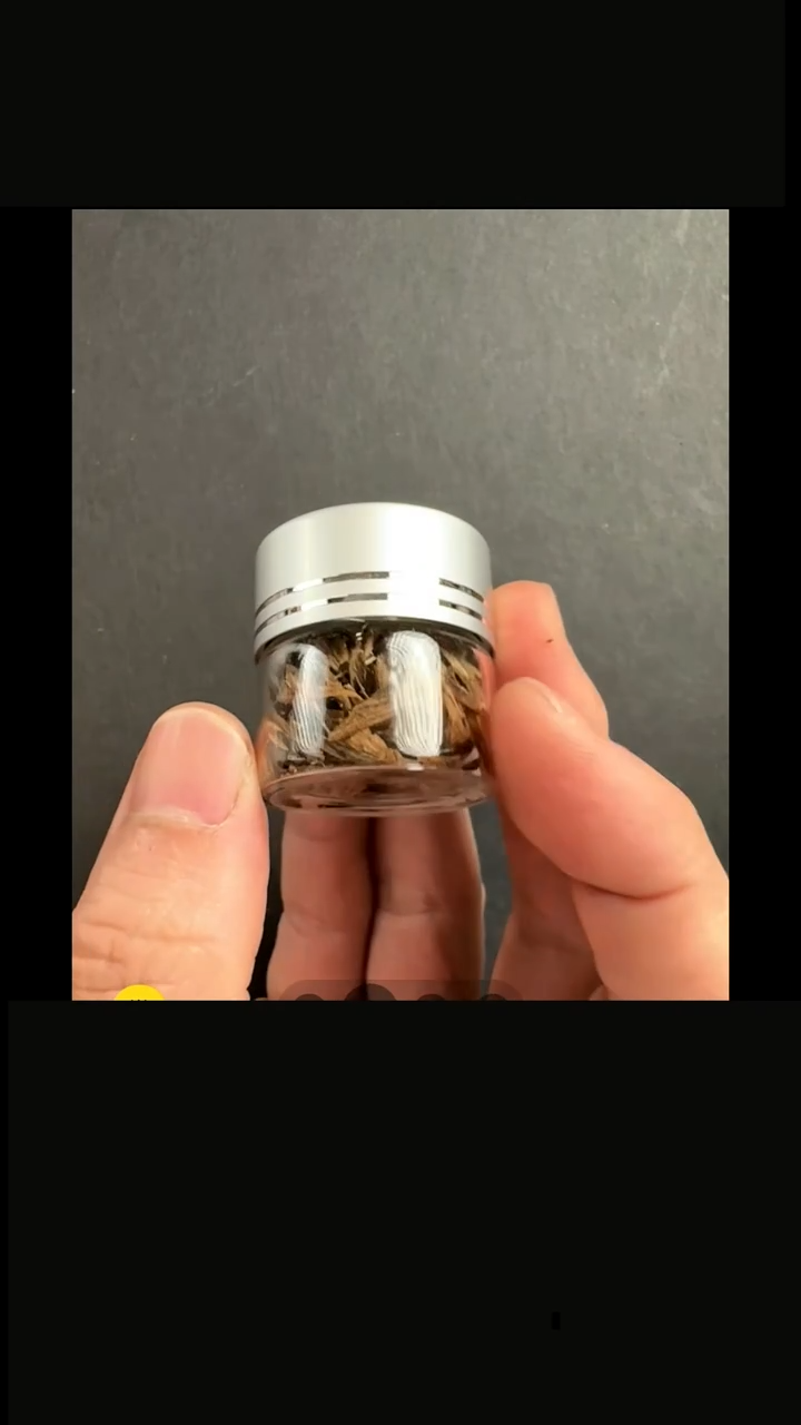 香港红油老料沉香勾丝1克