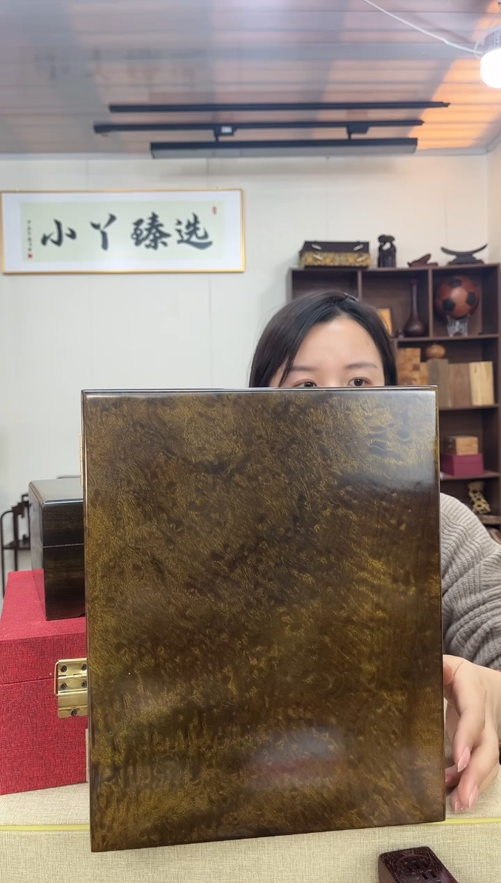 乌木类周****?187阴沉木盒子30*24木木     
