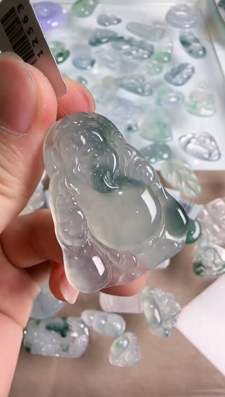 【闪购商品】翡翠吊坠(不含链)未镶嵌...