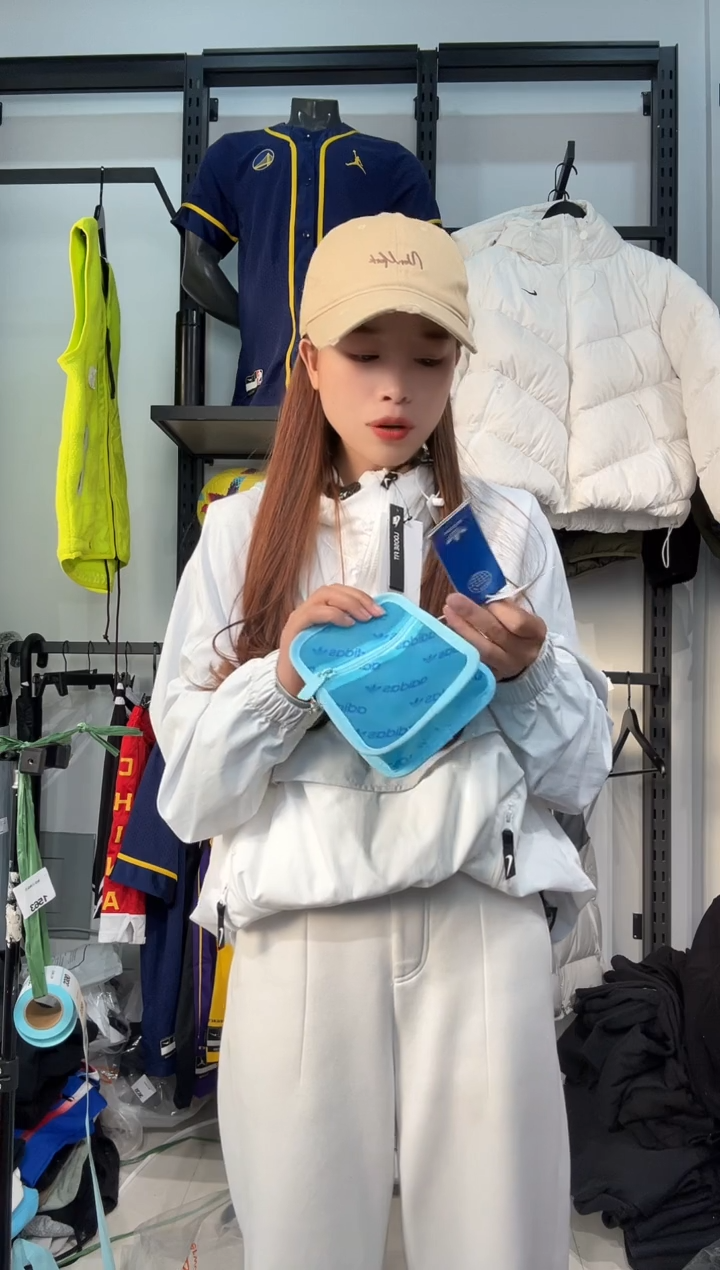 3386闪购编码 阿迪运动卫衣裤以直播间过款为准 尺码  