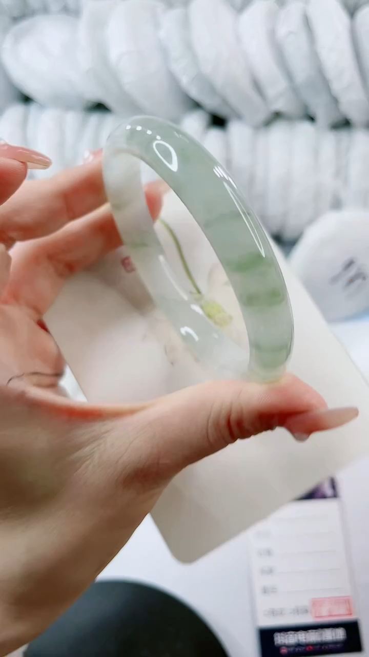 【闪购商品】石英质玉手镯未镶嵌0313539913-62多样性发货