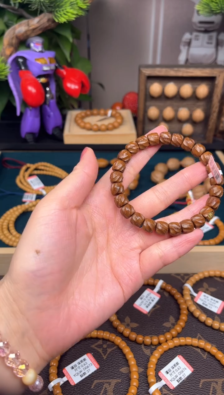 【闪购商品】紫金鼠手串涡轮增压3.0t单圈