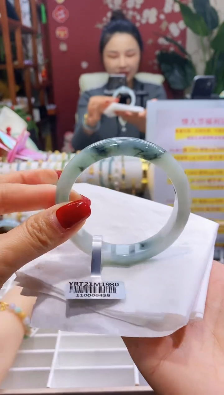 【闪购商品】翡翠手镯未镶嵌34冰飘5657/12.0*7.6