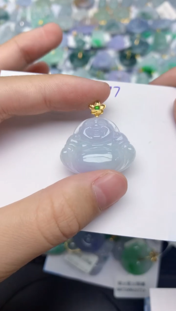 翡翠未镶嵌颈饰天然缅甸A货翡翠