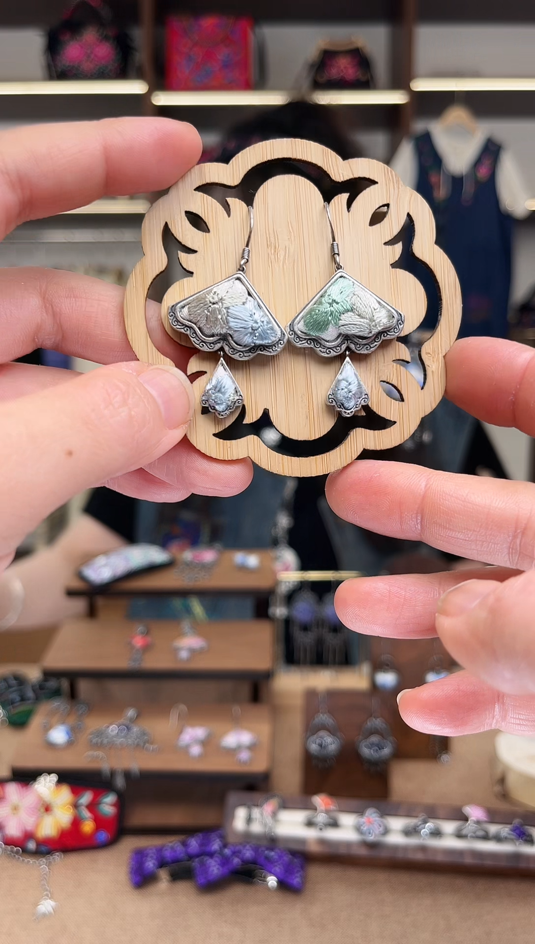 织绣1894黔东南苗族刺绣