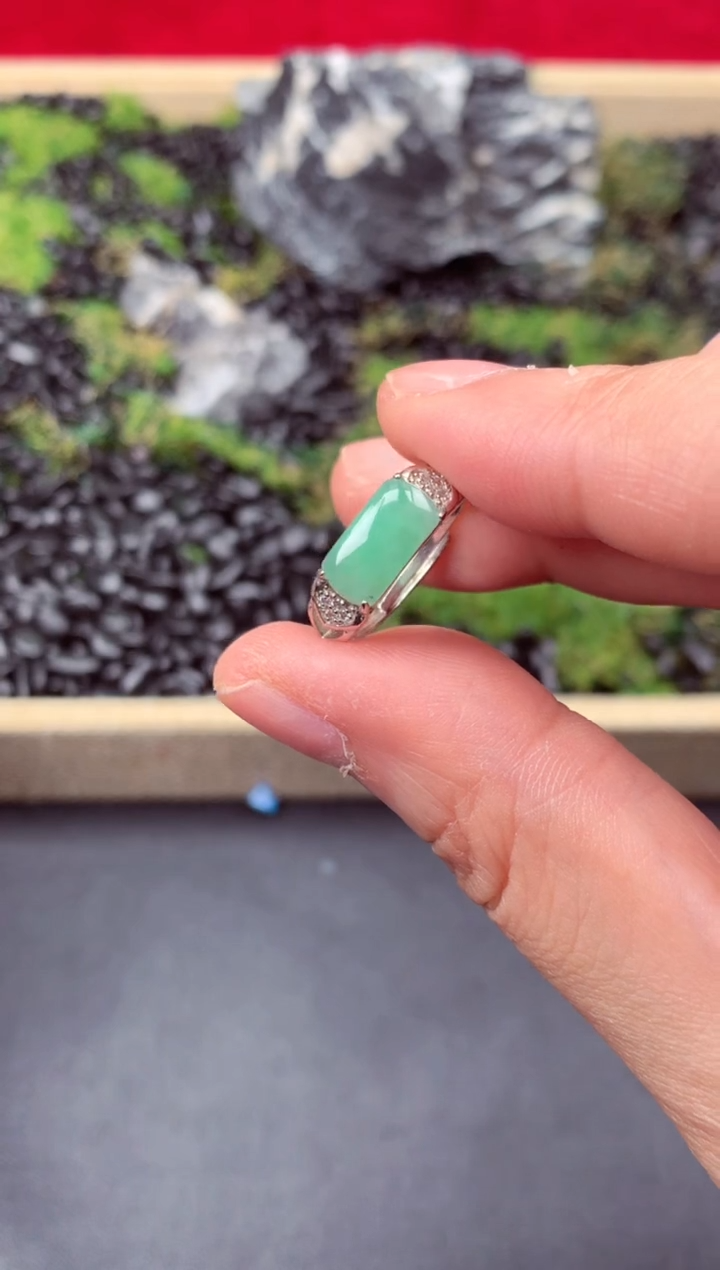 【闪购商品】翡翠戒指未镶嵌天然缅甸A货翡翠