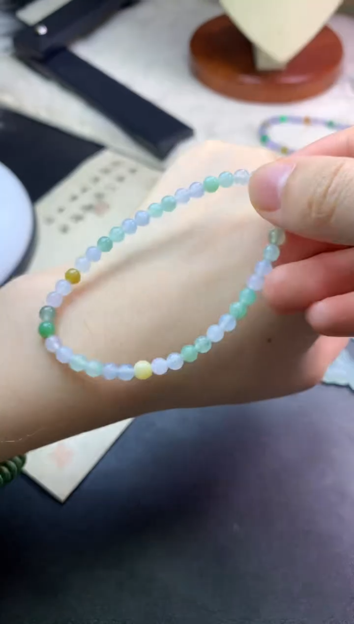 未镶嵌定制翡翠毛货翡翠吊坠