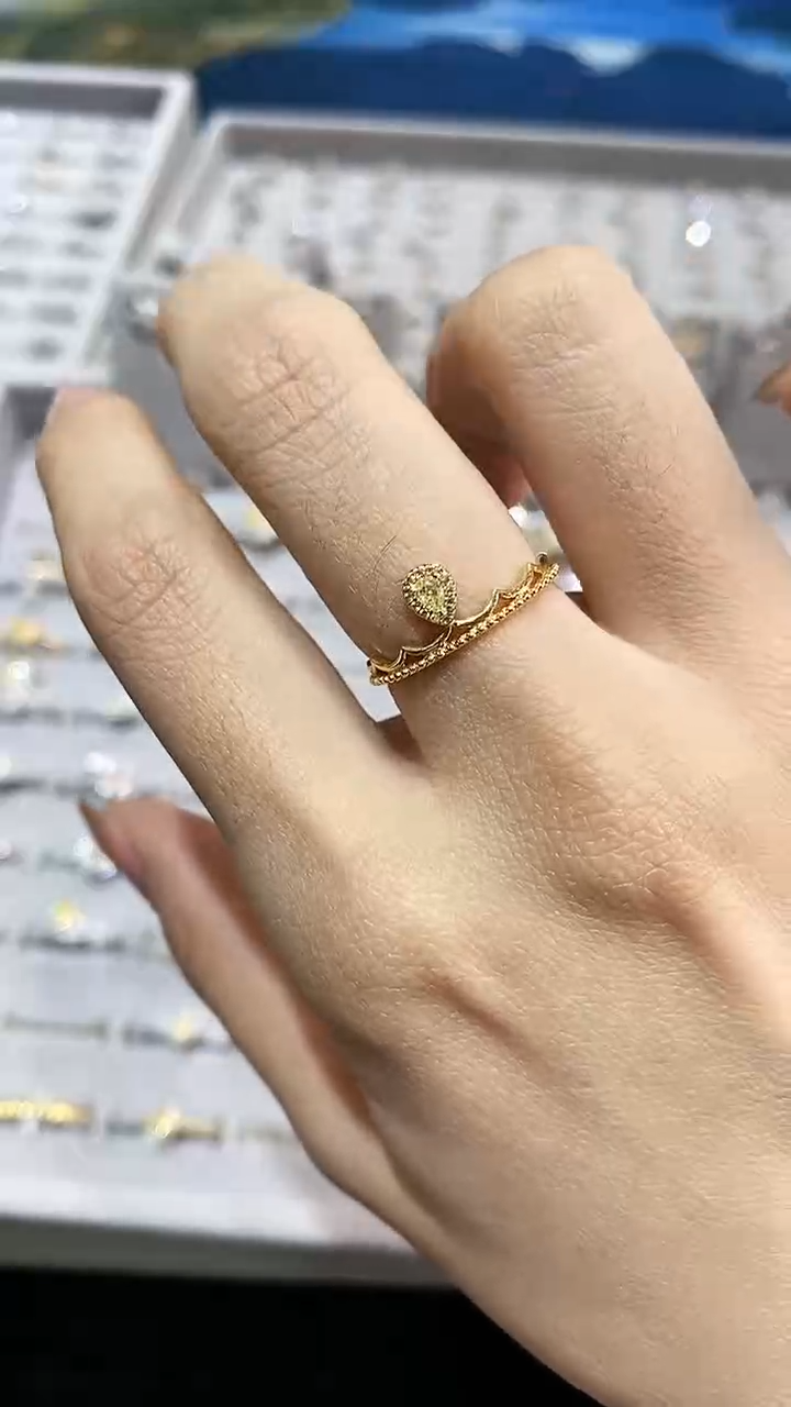 【闪购商品】钻石戒指/指环18K金镶嵌戒指