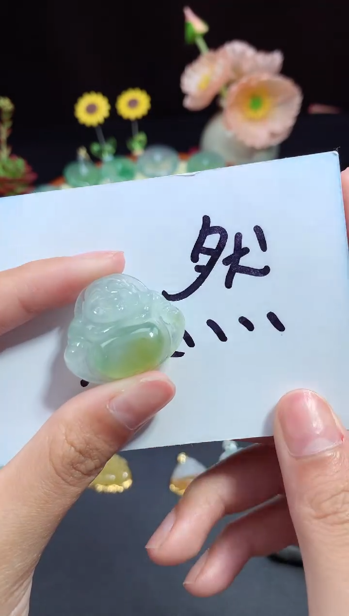 【闪购商品】翡翠颈饰未镶嵌佛公