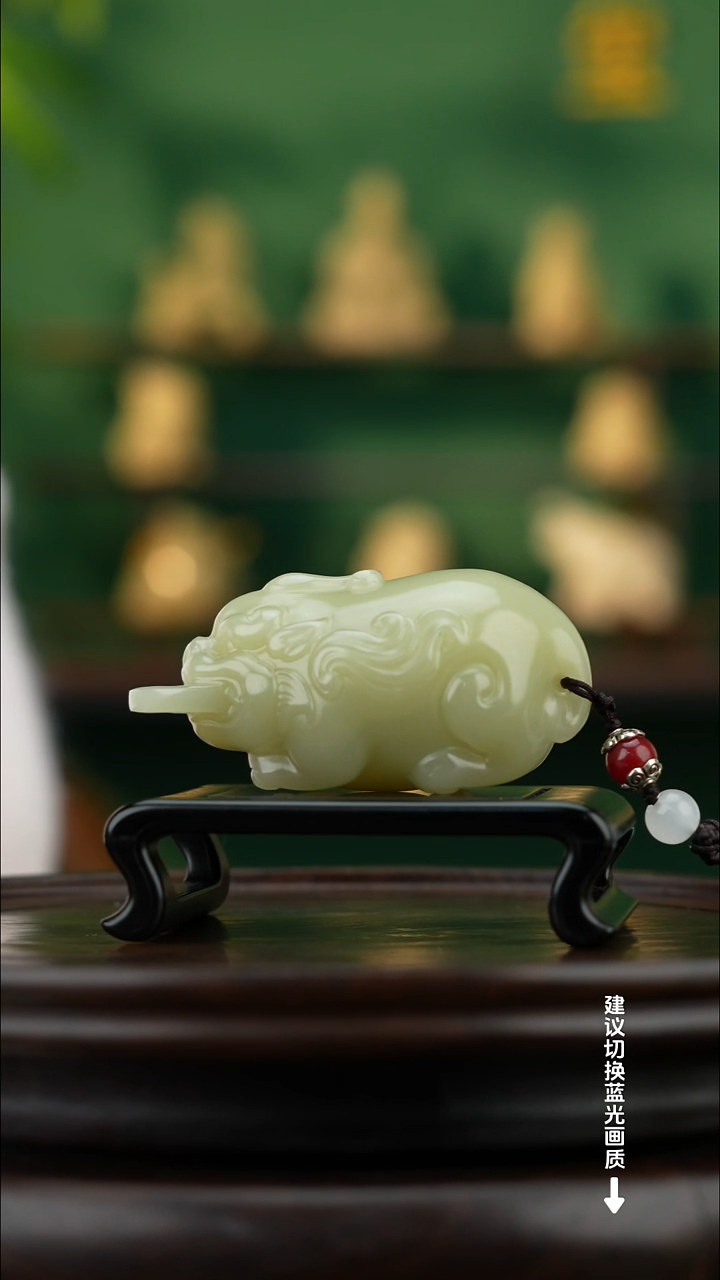 玉【招财貔貅】天然玉石手把件
