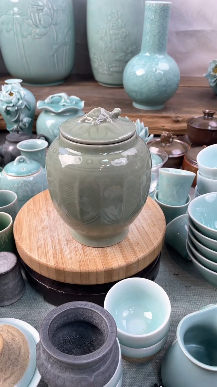 【闪购商品】特价 微瑕 慧仙青瓷 清仓