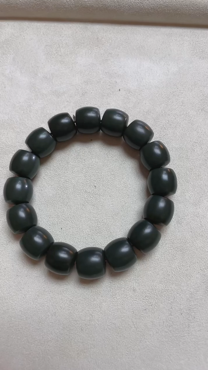 【闪购商品】和田玉未镶嵌1P 塔青直切手串