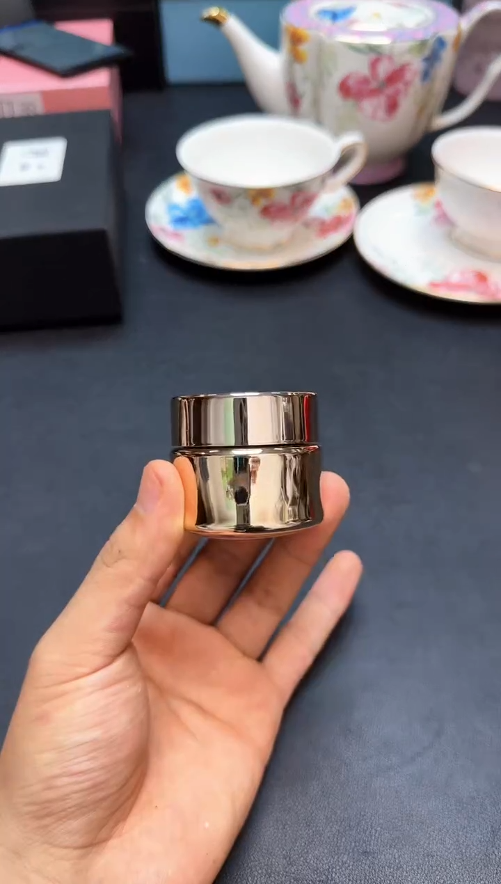 瓷片全新正品一件不留@@WE581