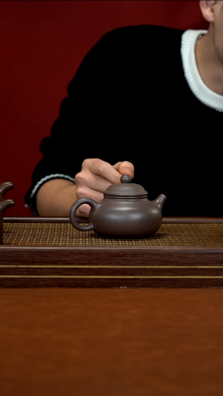 茶壶紫砂LZX    全砂桃花泥    容天     200cc