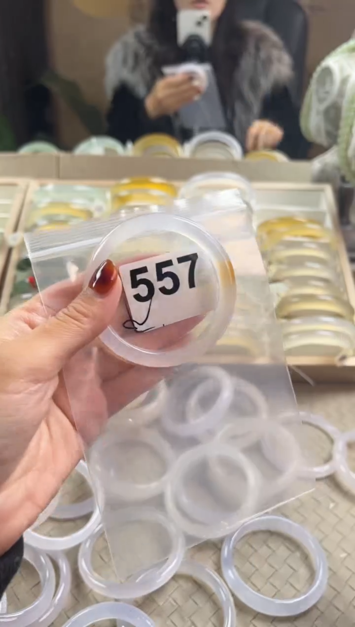 手镯玛瑙/玉髓未镶嵌557