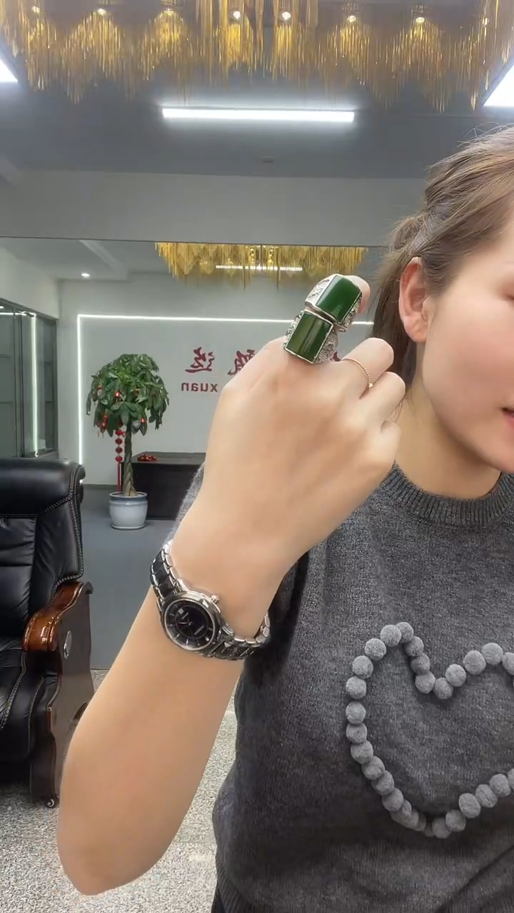 绿色戒指多样性发货一件