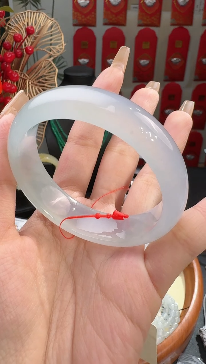 【闪购商品】翡翠手镯未镶嵌手镯