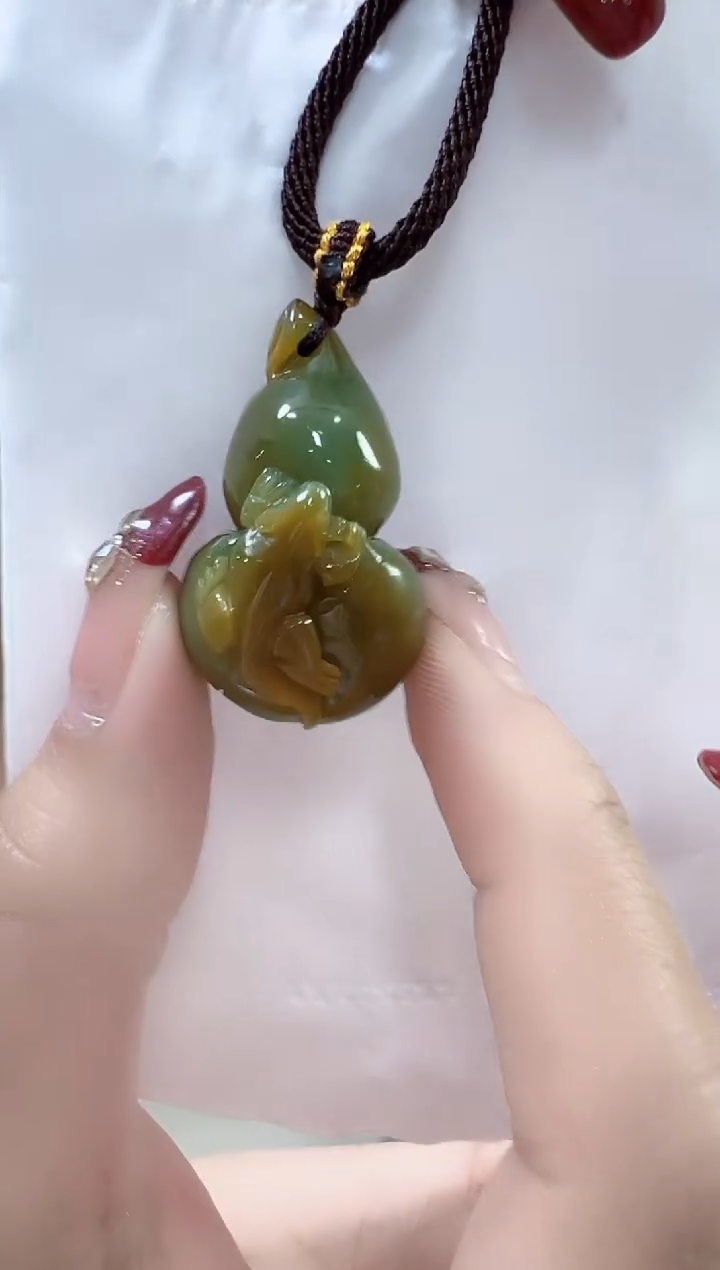 【闪购商品】翡翠颈饰未镶嵌孤品葫芦宽21高36厚18