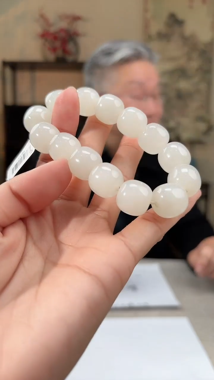 【闪购商品】定制和田玉多样发货拍一发一