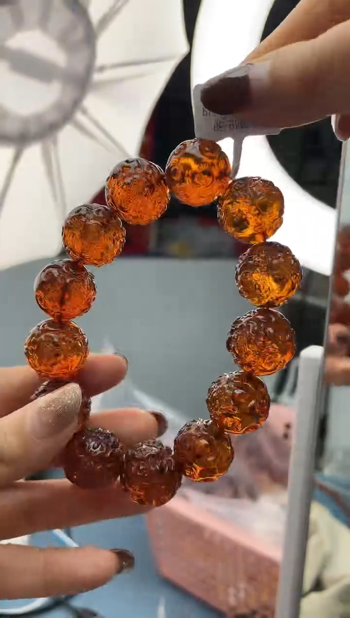 【闪购商品】琥珀珠宝奇石未镶嵌18发一件