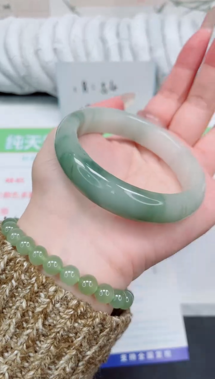 【闪购商品】石英质玉手镯未镶嵌5-58.4