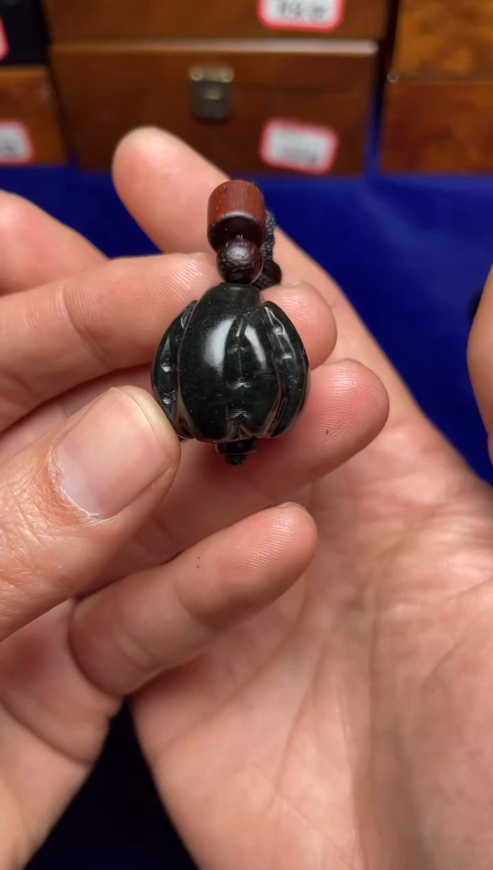 未镶嵌和田玉挂件九****光和田玉