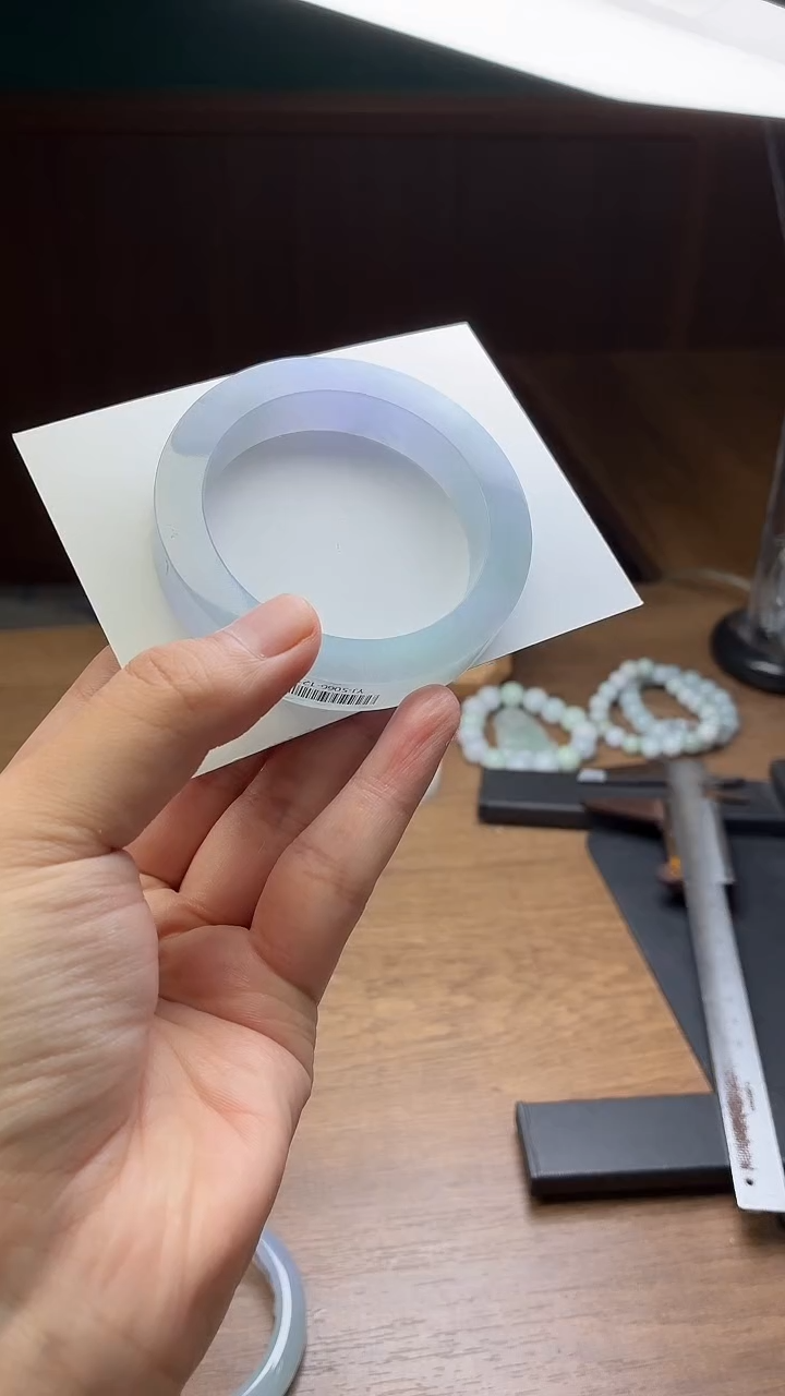 未镶嵌手镯定制翡翠s****5定制