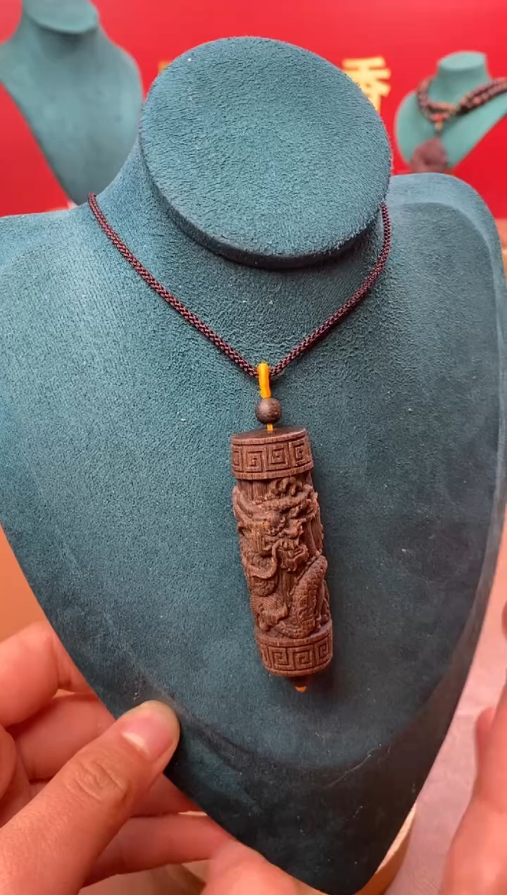 【闪购商品】沉香木手串M沉水越南芽庄白棋手雕龙柱