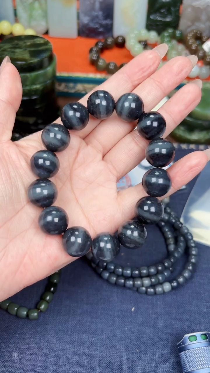 颈饰未镶嵌和田玉和田玉