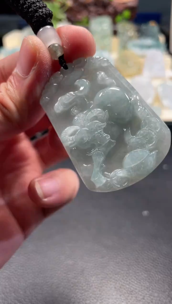 颈饰未镶嵌翡翠12/25/246