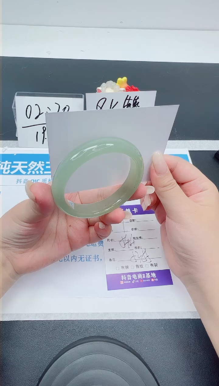 【闪购商品】石英质玉手镯未镶嵌编号61--54.4圈 东陵玉