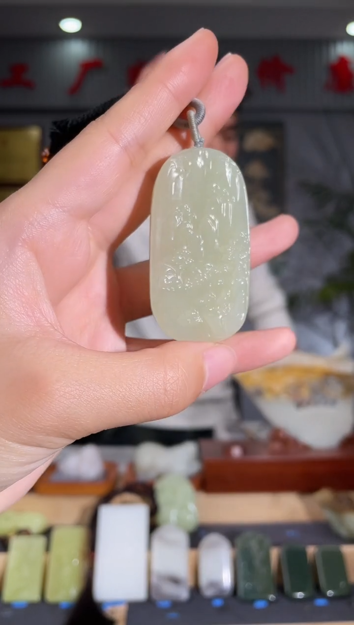 【闪购商品】和田玉颈饰未镶嵌拍一发一 多样性发货