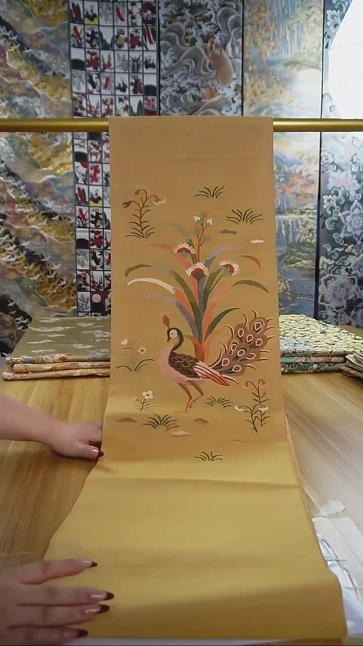 【闪购商品】织绣织锦151孔雀缂丝