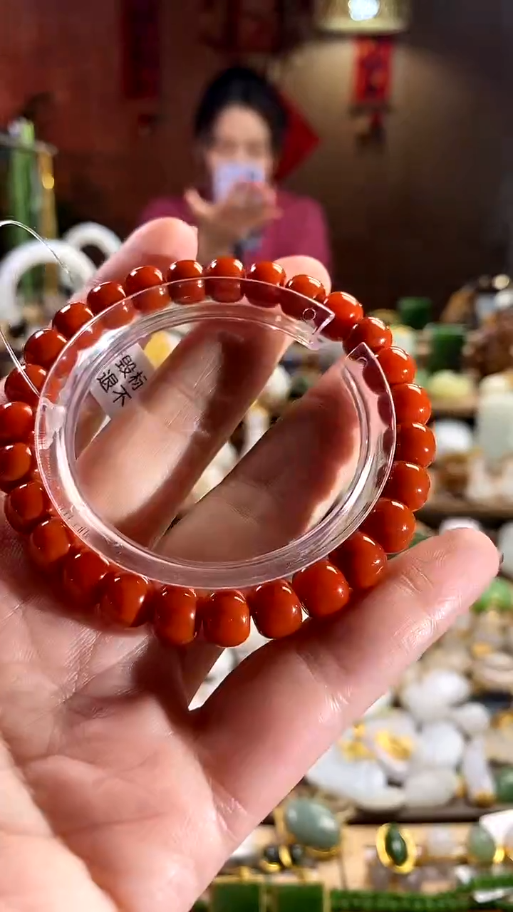 【闪购商品】南红玛瑙手链未镶嵌。