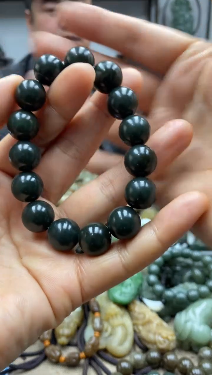 【闪购商品】未镶嵌和田玉手串14