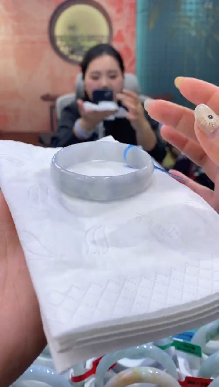 未镶嵌手镯翡翠多人00011594