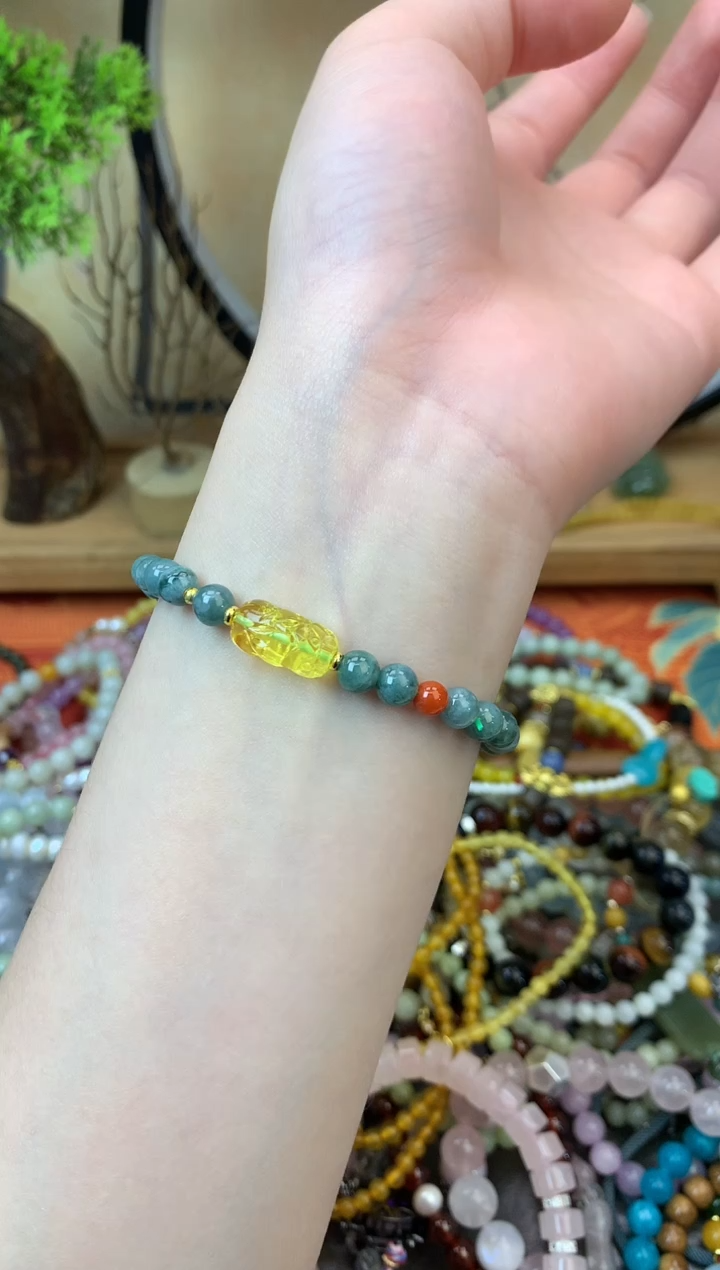 【闪购商品】翡翠手饰未镶嵌172手串