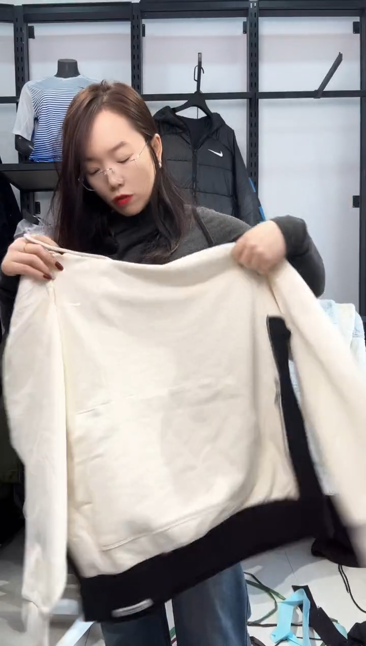 2024  编码  瑕疵直播间过款为准 尺码  ·  