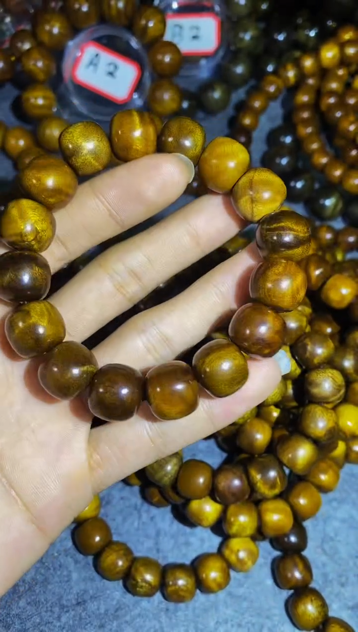 【闪购商品】金丝楠木雕【楠帝】小叶桢楠枯木筒珠1.2*1.3