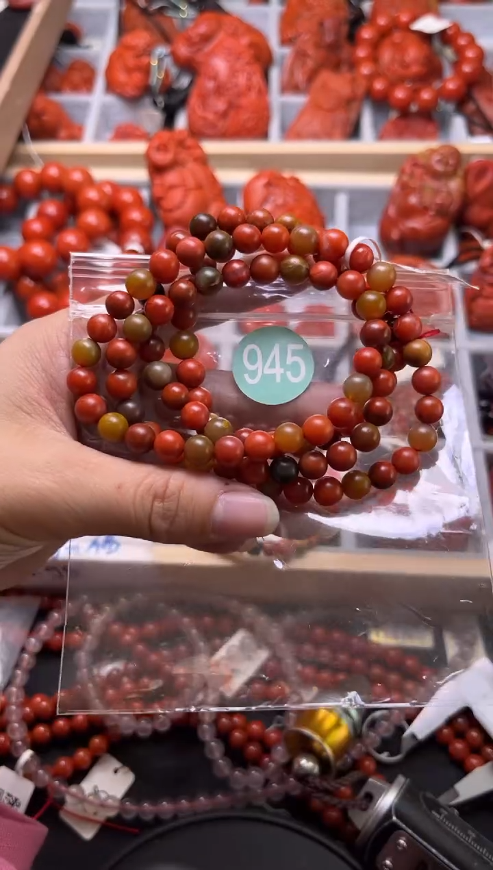 南红玛瑙未镶嵌珠宝奇石945-7+