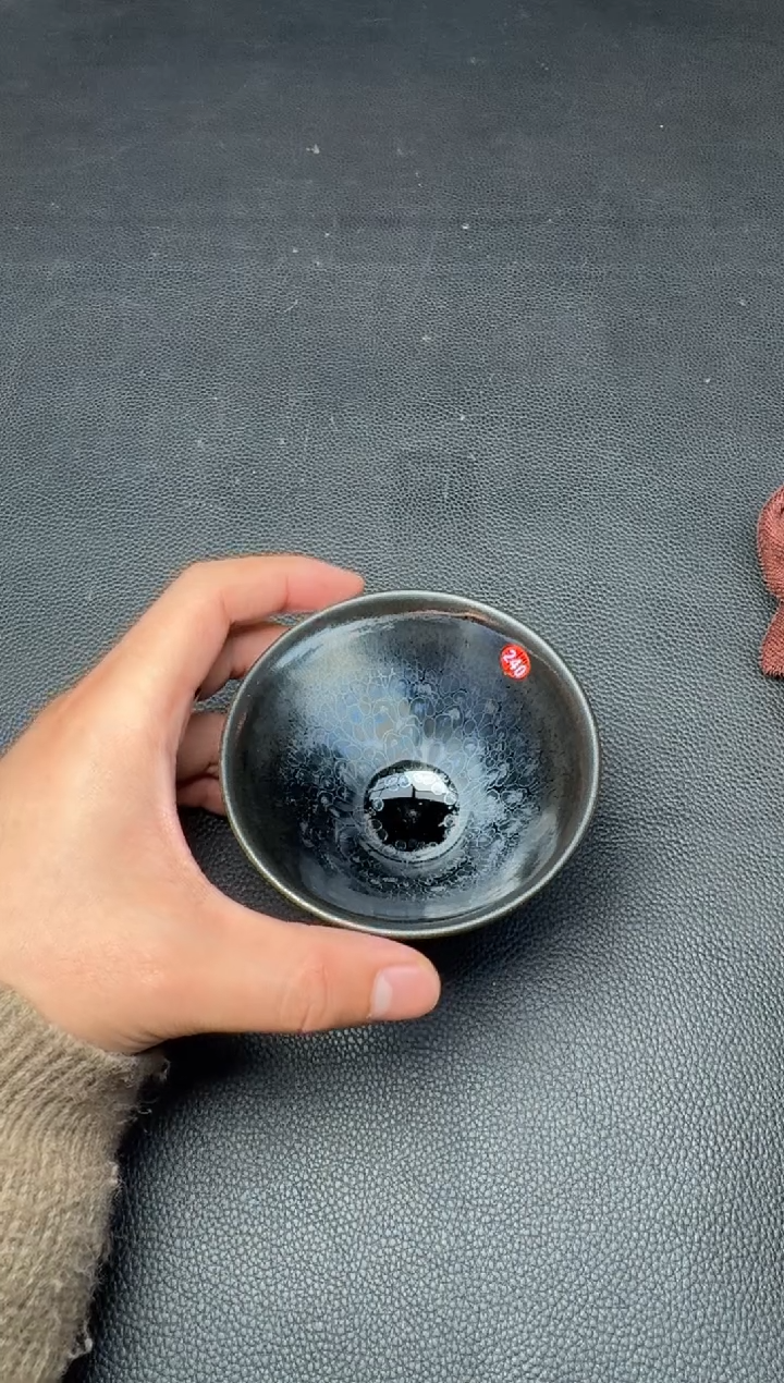 【闪购商品】茶盏潘建信素颜曜107