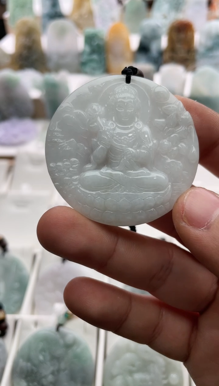 【闪购商品】翡翠颈饰未镶嵌..../1/15/87