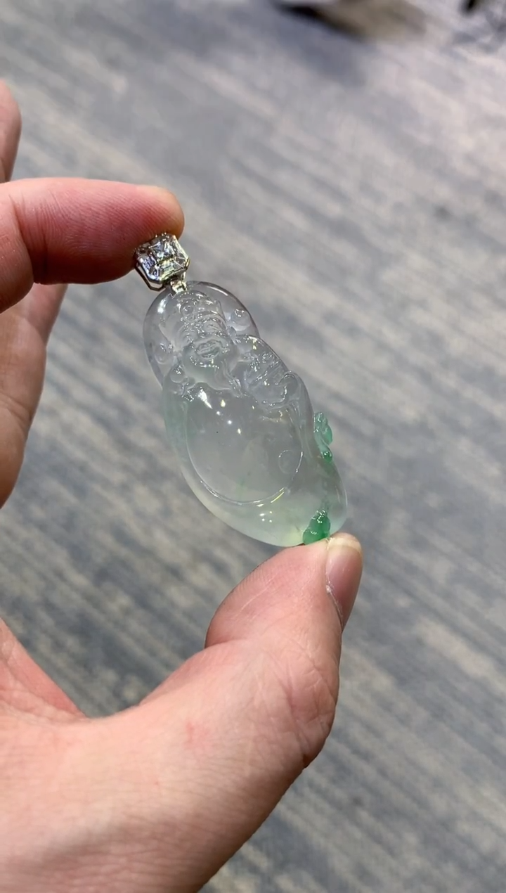 颈饰未镶嵌翡翠天然A货翡翠