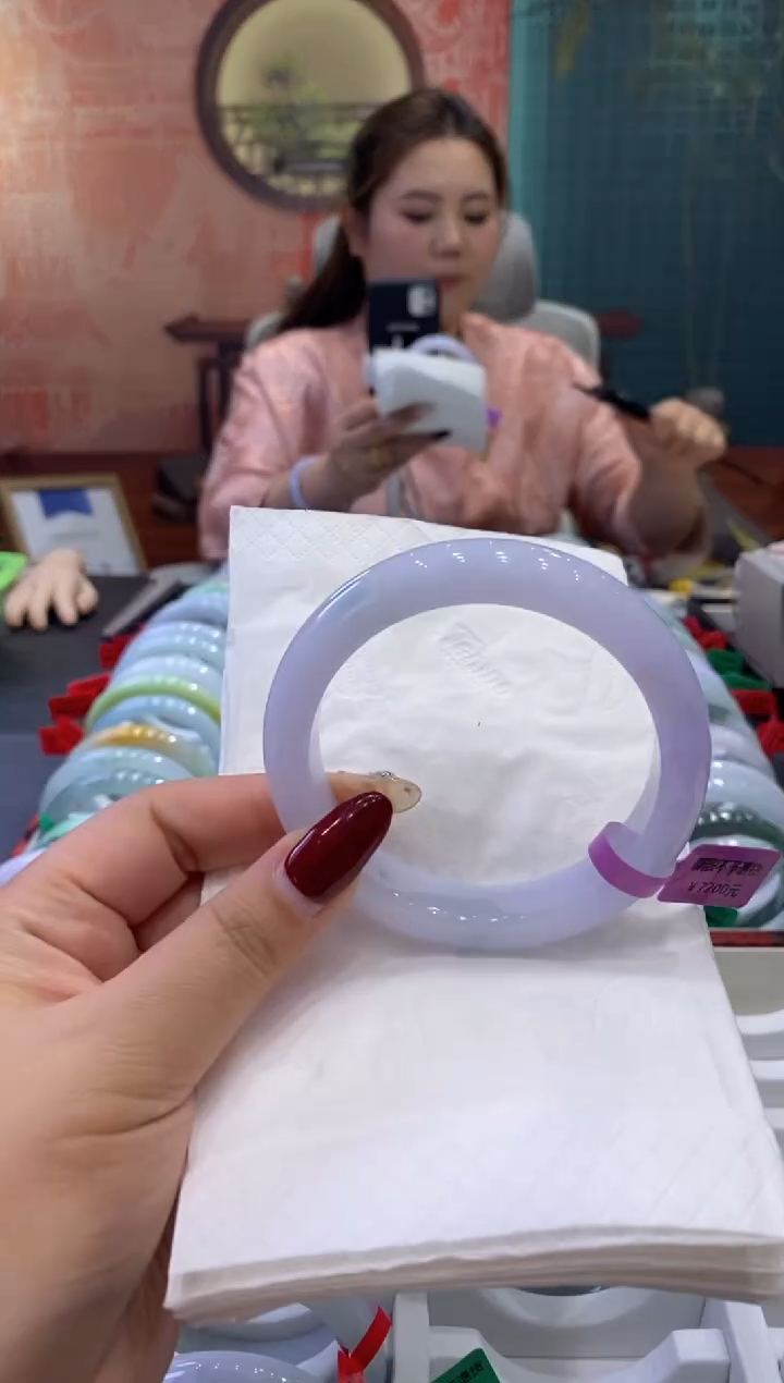 【闪购商品】翡翠手镯未镶嵌多人0005080