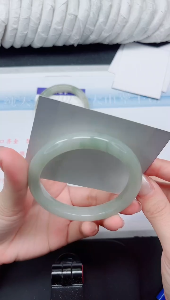 【闪购商品】石英质玉手镯未镶嵌303#59.8