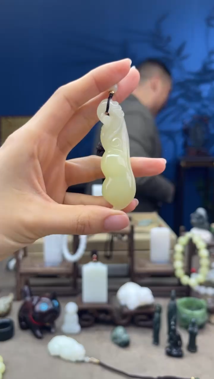 【闪购商品】和田玉颈饰未镶嵌1